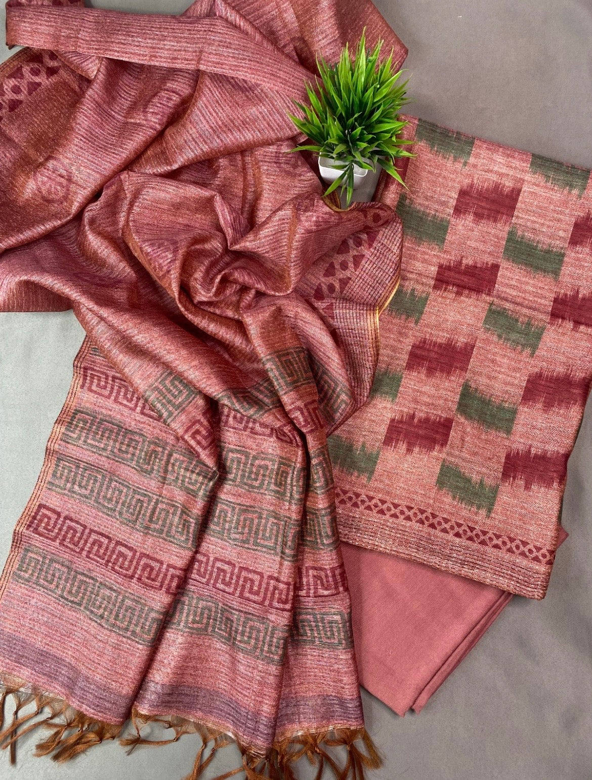 Brick red semi Tussar suit set