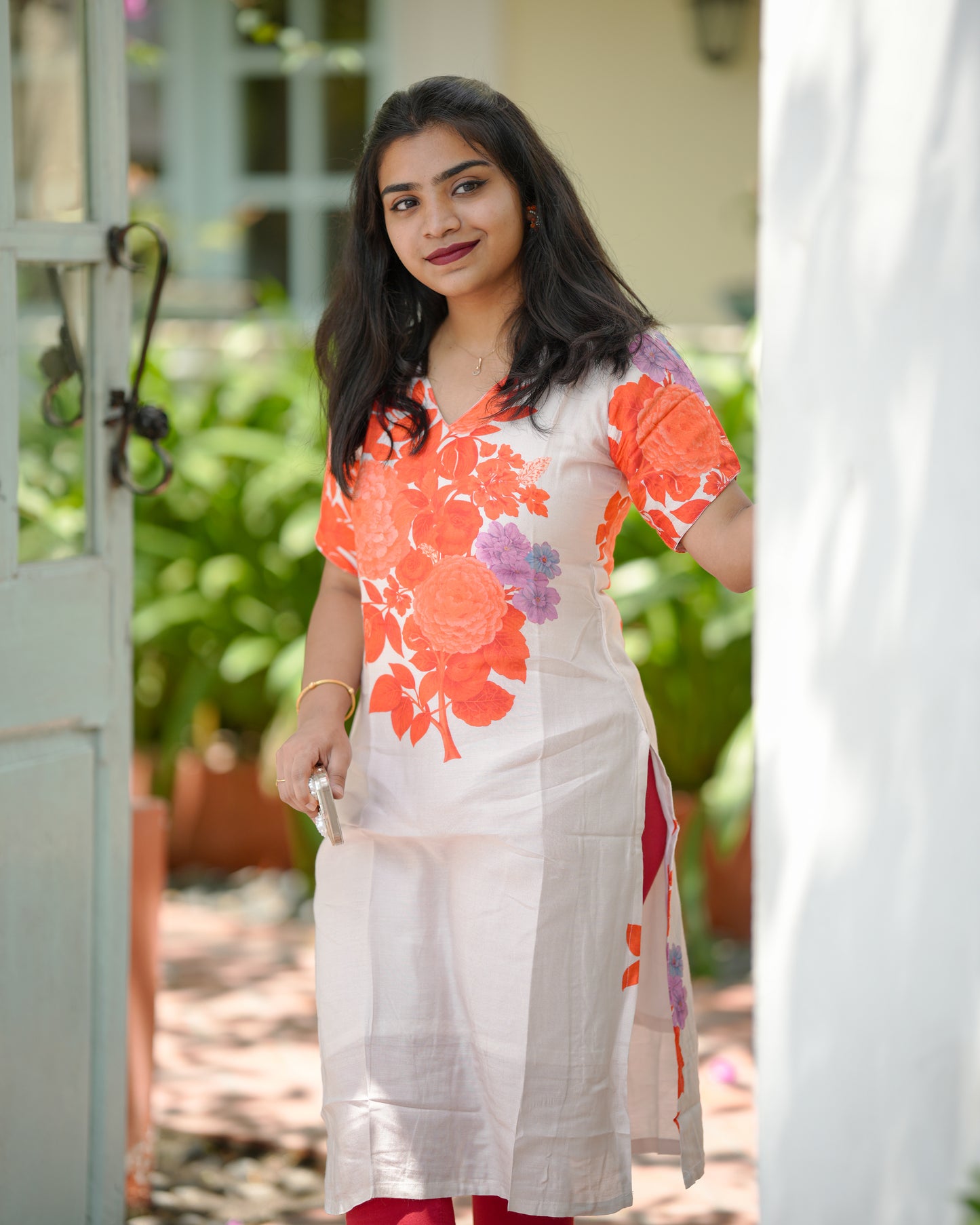 Gulmohar Blossom V-Neck Muslin Kurti