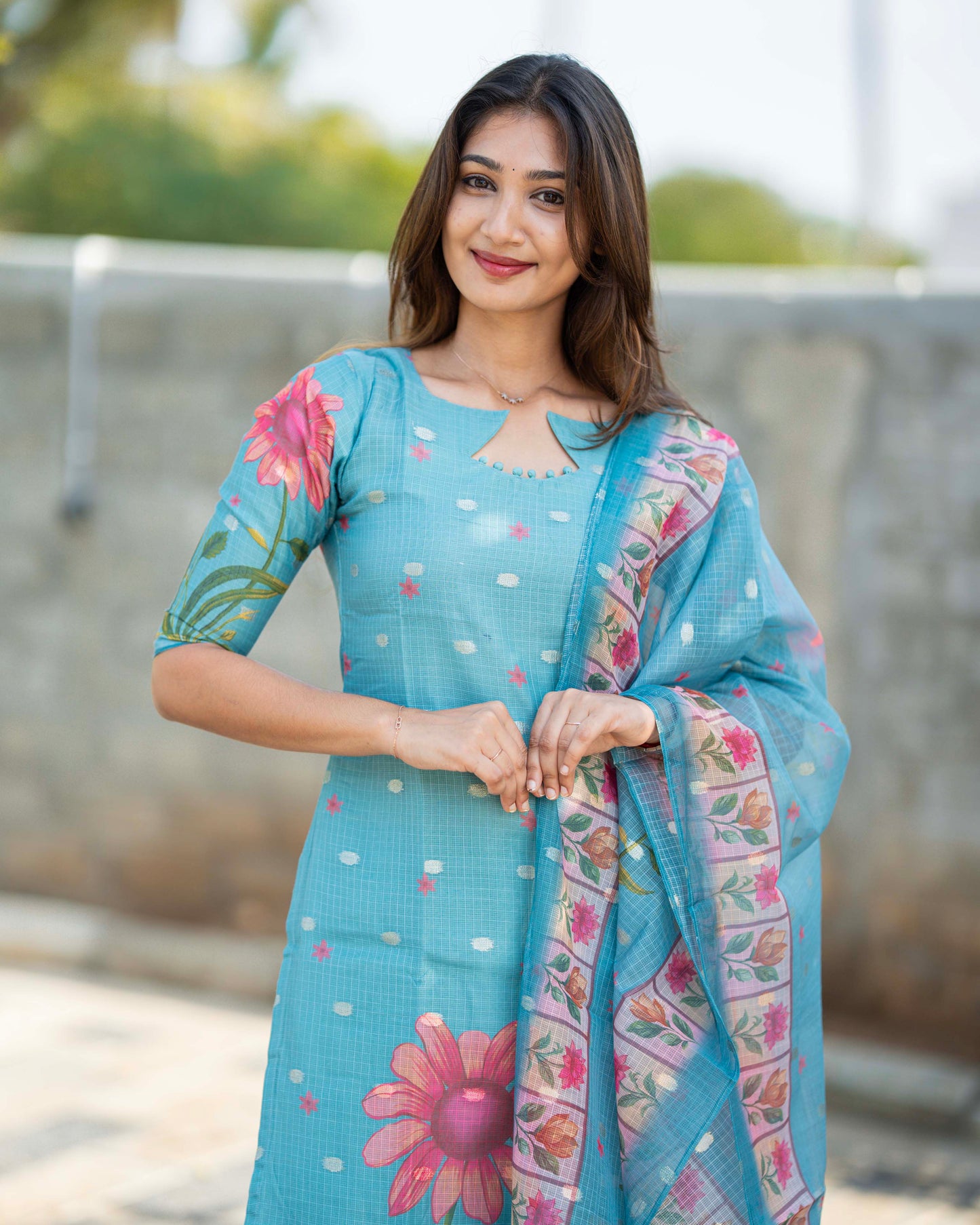 ZARIYA SKY FLORAL KURTI SET