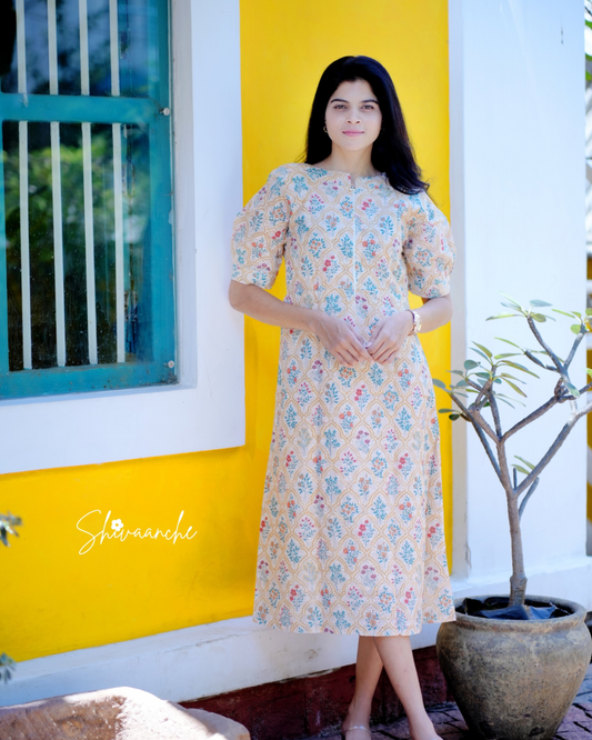 BISCUIT HAKOBA DRESS