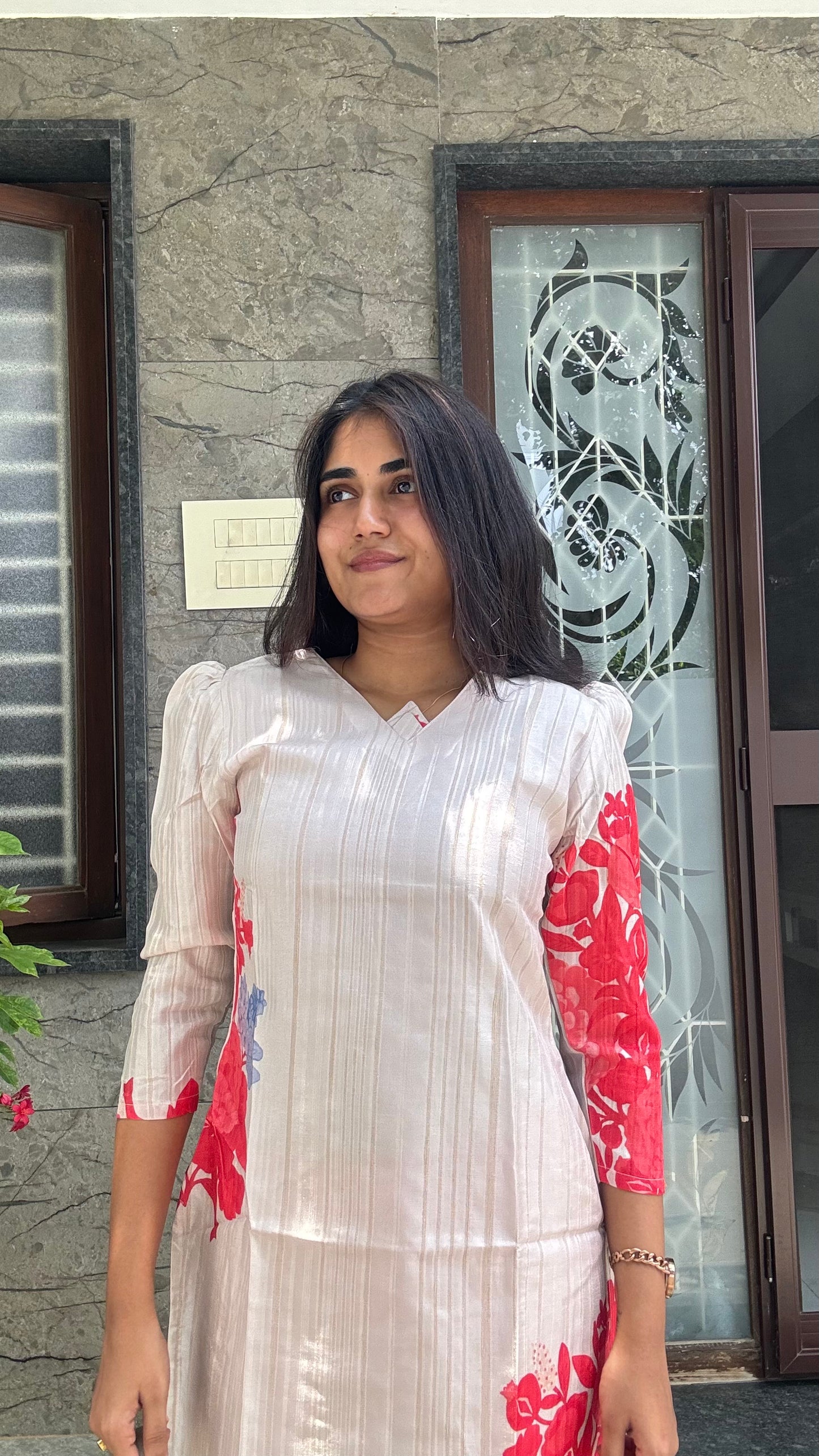 IVORY FLORAL TUSSAR SILK KURTI