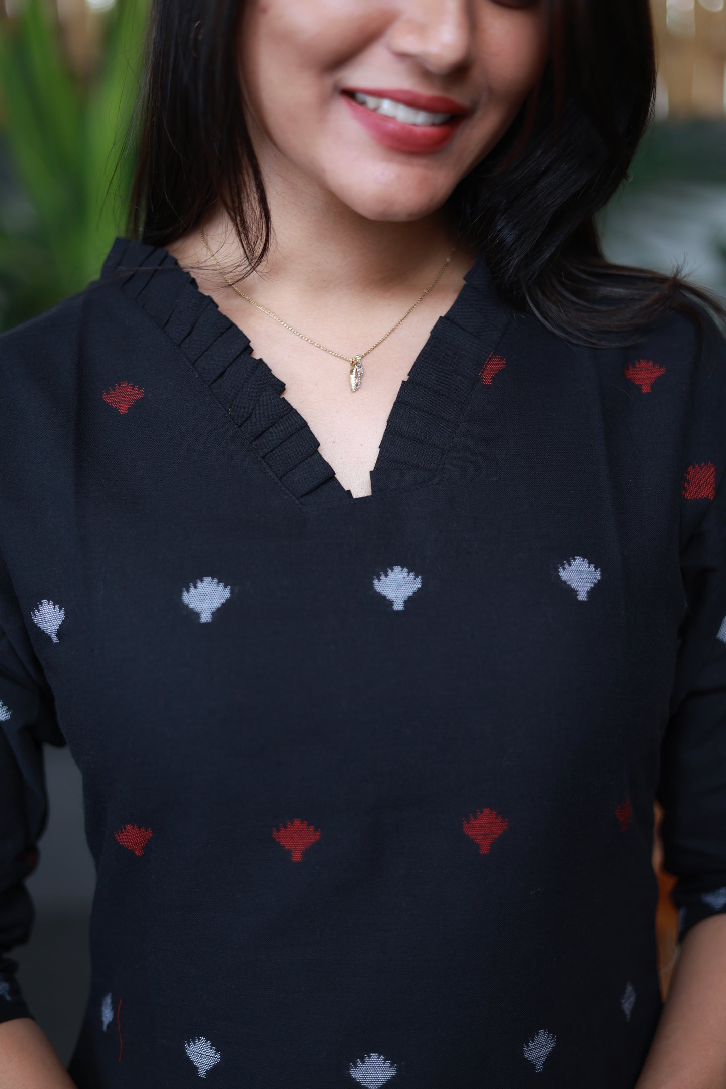 Handwoven Jamdani Co-Ord Set in Black