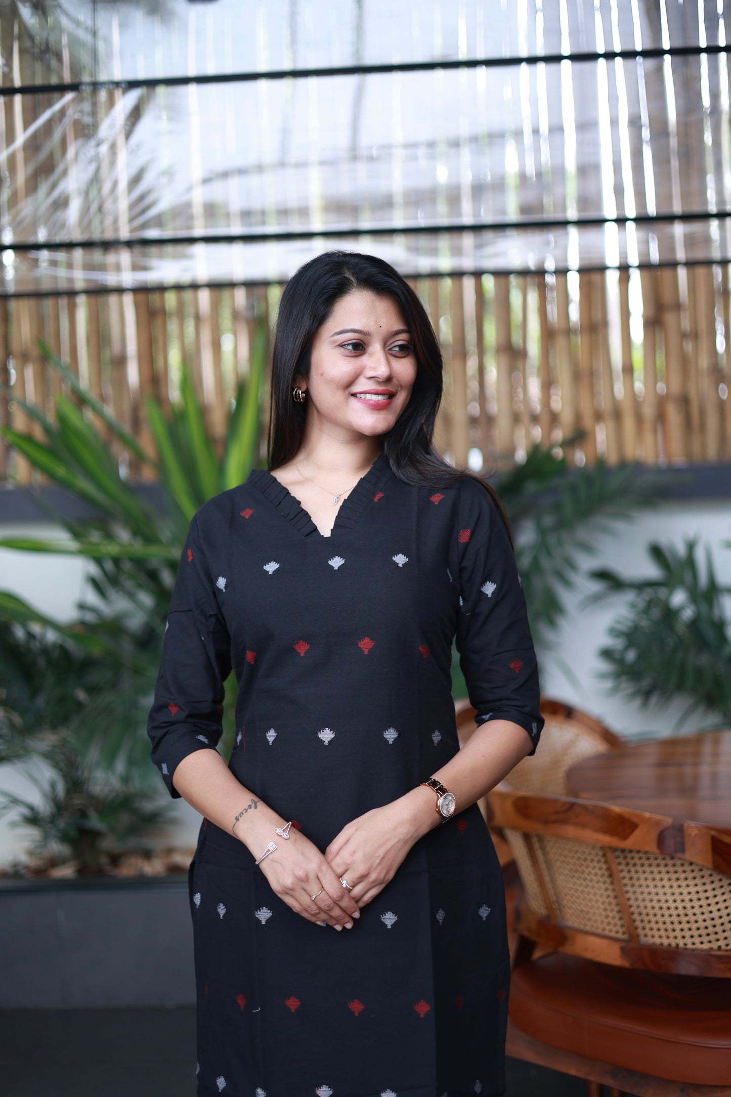 Handwoven Jamdani Co-Ord Set in Black