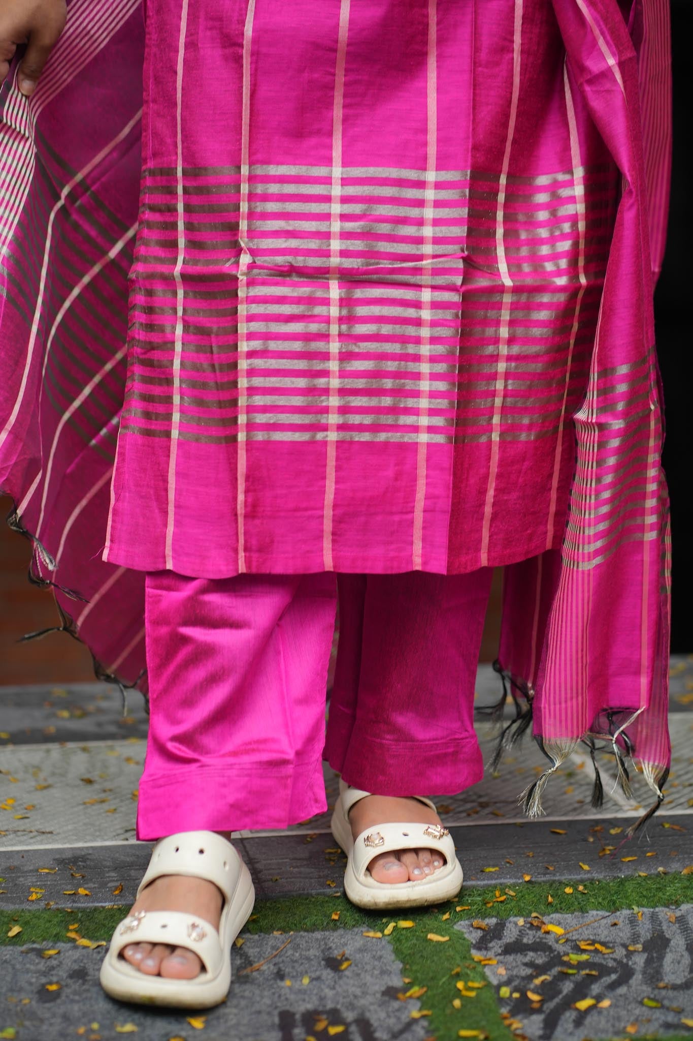 Magenta Glow Silk Cotton Kurti Set – Zari Woven Elegance