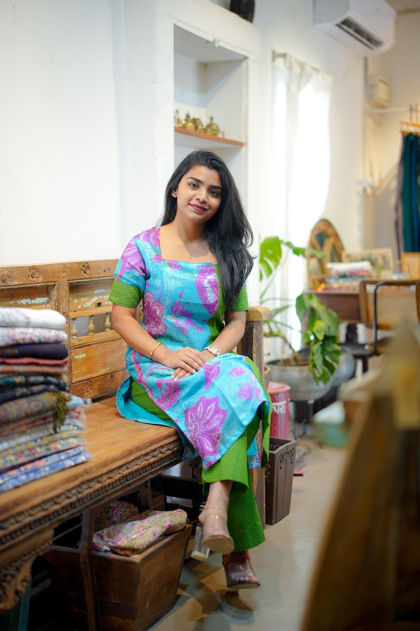 Neela Nila Emerald-Teal Kurti Pant Co-Ord Set | Minimal Luxury Prints