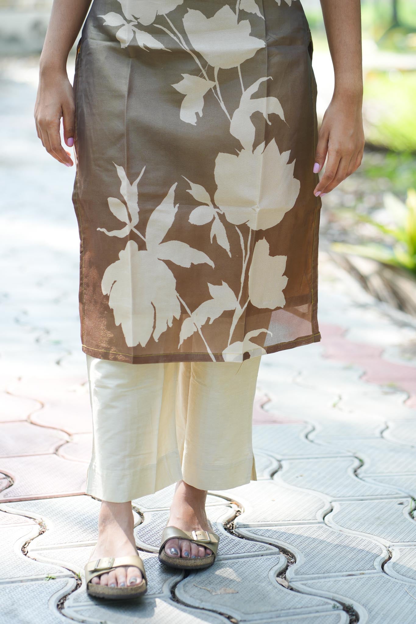 Golden Bloom Kurta Dupatta Set – Elegant Festive Wear