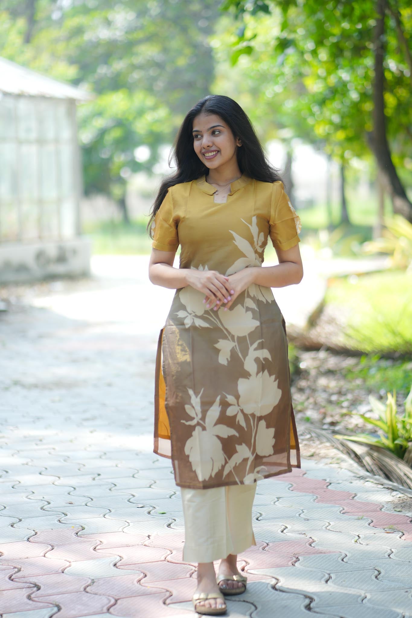 Golden Bloom Kurta Dupatta Set – Elegant Festive Wear