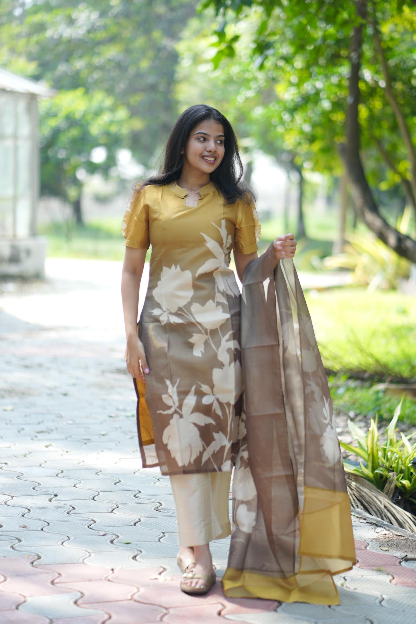 Golden Bloom Kurta Dupatta Set – Elegant Festive Wear