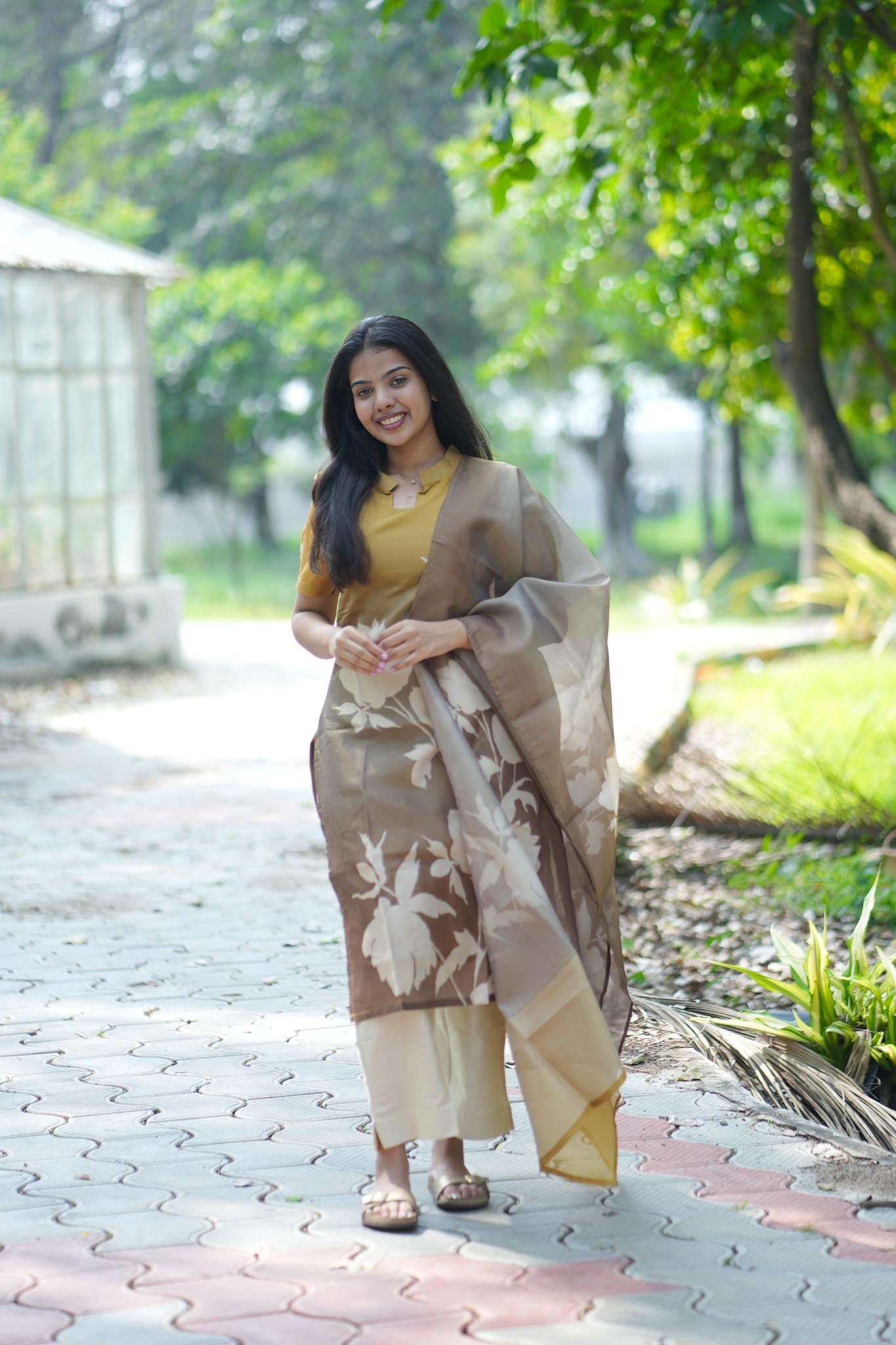 Golden Bloom Kurta Dupatta Set – Elegant Festive Wear