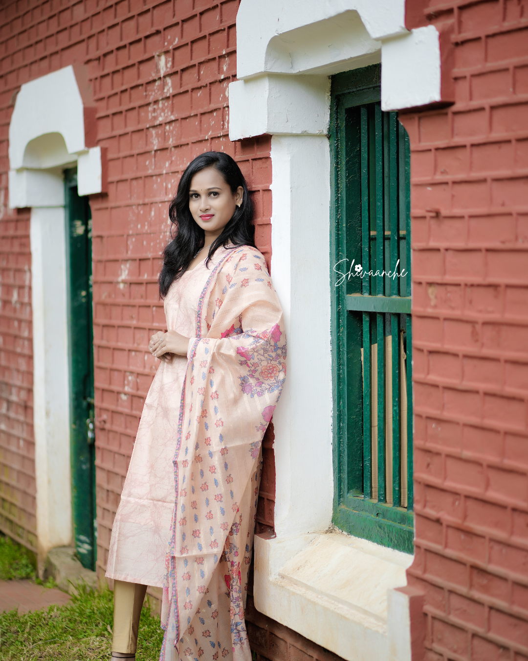 Beige and Cream marble set